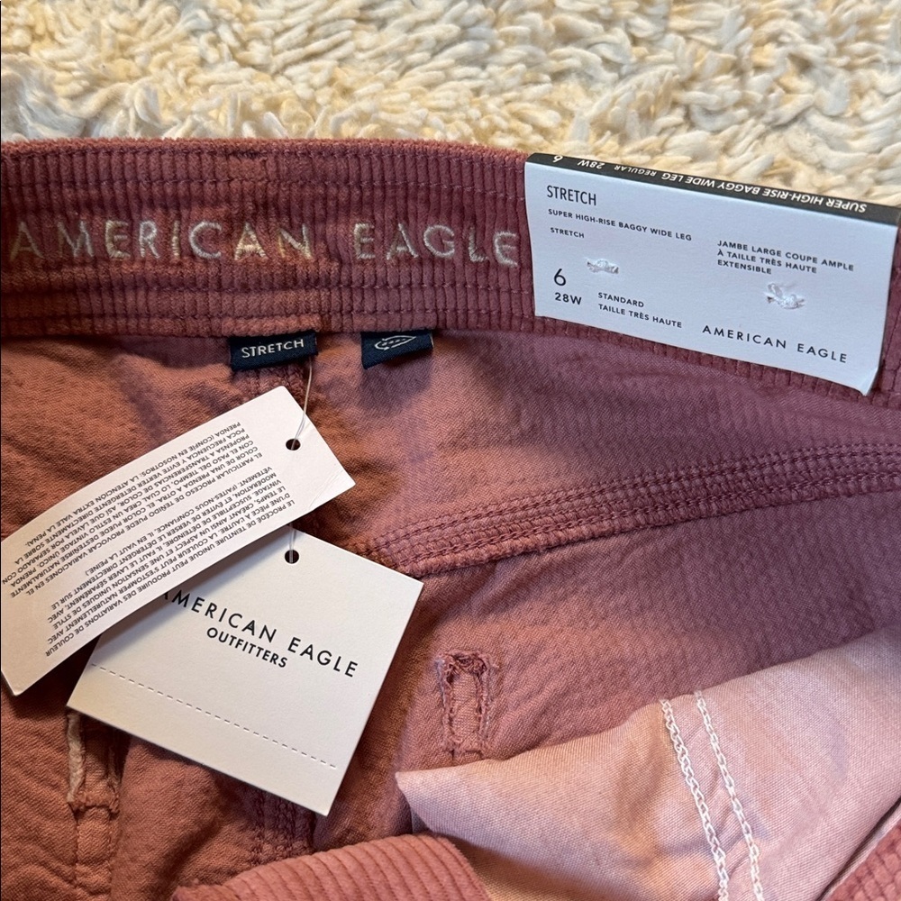 NWT American Eagle Dreamy Corduroy Super High-Waisted Baggy Wide-Leg  size 6 - Picture 10 of 13
